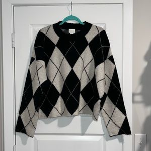 H&M Black and Cream Argyle Sweater